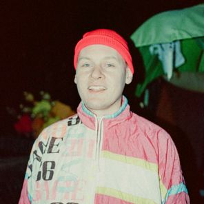 Jonas Schilling – All We Do Is Love