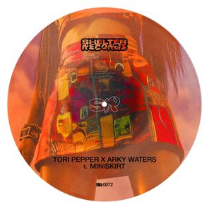 tori pepper, Arky Waters – miniskirt