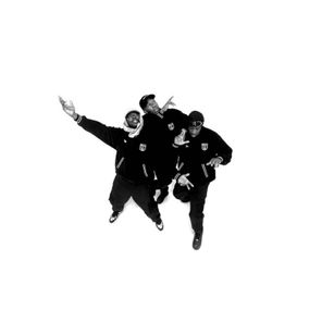 LowLight – ICEDOUTSUMMER