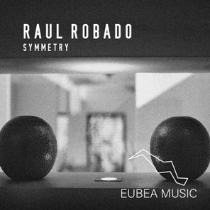 Raul Robado – Symmetry
