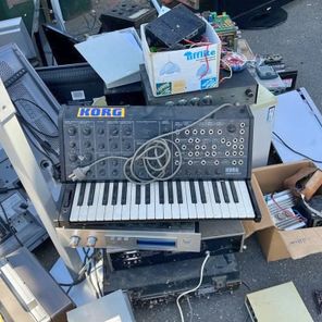 Frazi.er – Voices from the Void