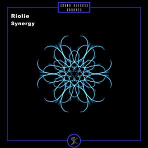 Riolie – Synergy