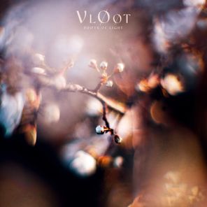 VlØøt – Roots of Light