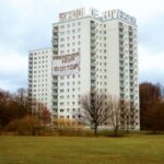 School Of Zuversicht – Randnotizen from Idiot Town