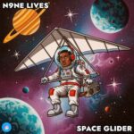 N9ne Lives – Space Glider