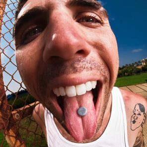 Molly Lollen – Tongue Out