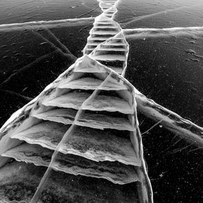 Elliot Thorne - Refraction 1 Elliot Thorne – Refraction