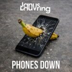 Janus Lauvring – Phones Down
