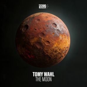Tomy Wahl – The Moon